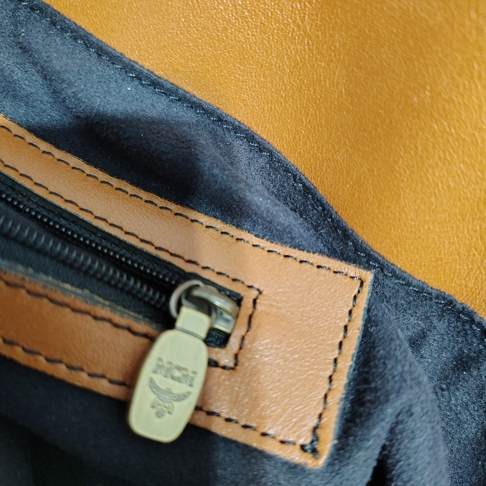 Tan Leather Women's Bag - Picture 14 of 16